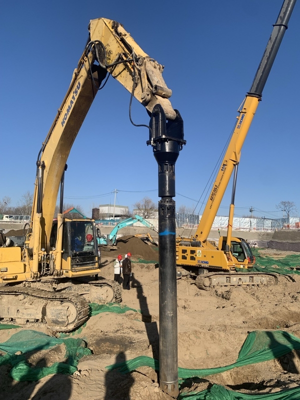BVEM Hydraulische Vibroflot 105 KW Drehgeschwindigkeit 2600 R/min Hohe Durchdringungskapazität Schwerlast