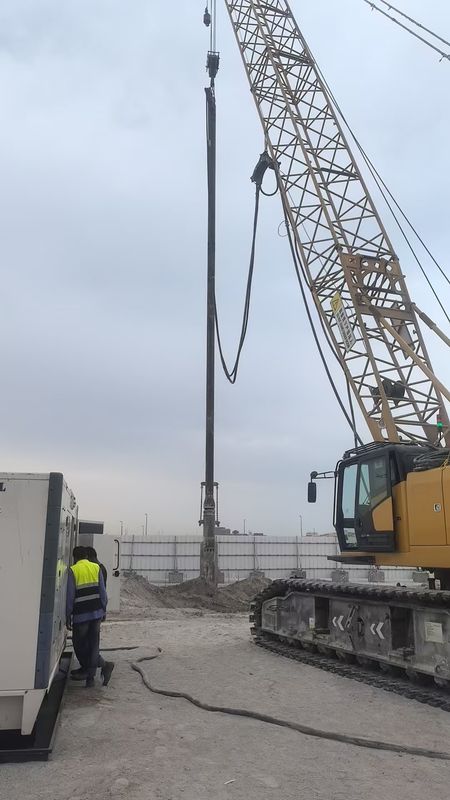 China Hersteller 176kW Stromversorgung Vibroflotation Gerät Bohrgerät ausgestattet mit Hydraulik-Strom-System